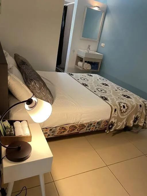 Cocobana 17, 2 Slk App. Met Zwembad Dichtbij Jan Thiel En Mambo! Lägenhet Willemstad